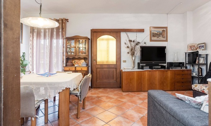 Partanna Bed & Breakfast | Guest House 'Camera A Palermo Etnica' with Mountain View, Wi-Fi and Air Conditioning