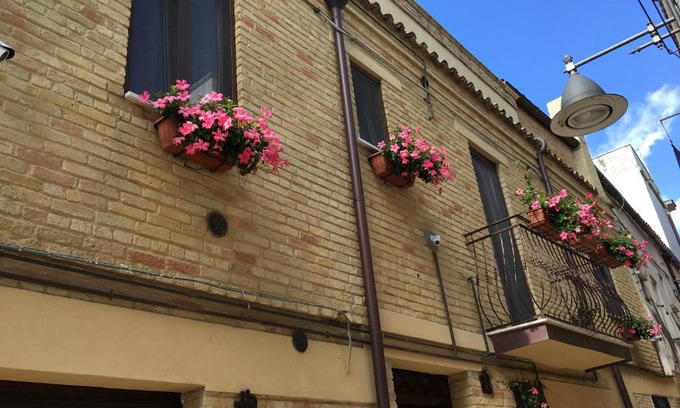 Serracapriola Bed & Breakfast | Guest House Dimora Fiorita