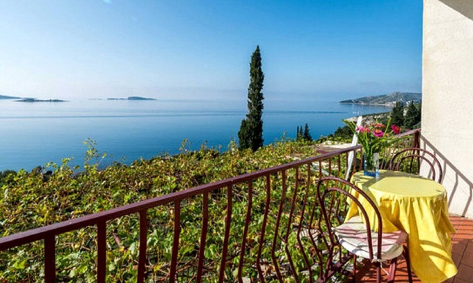 Zupa dubrovacka Apartment | Guest House Fontana - One Bedroom Apartment with Balcony and Sea View