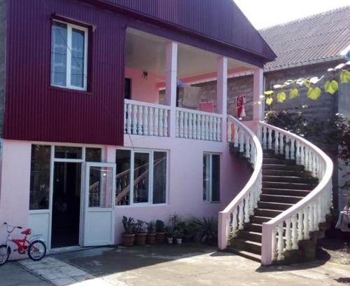Kobuleti House | Guest House GIA - Bagrationi St # 42
