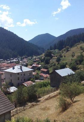 Devin House | Guest House Jani