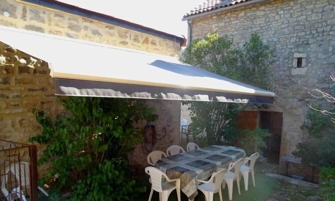 La Cresse House | Guest house La Cresse, 3 bedrooms, 6 people