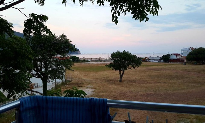 Canj House | Guest House Levant