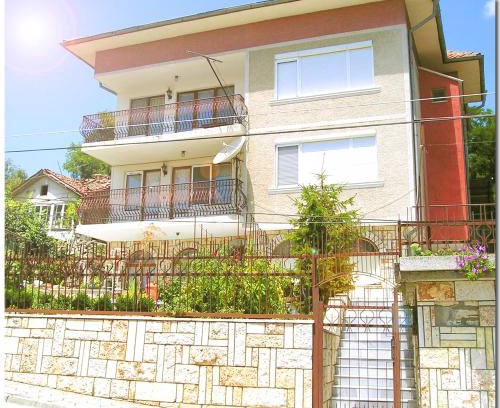 Balchik House | Guest House Maria