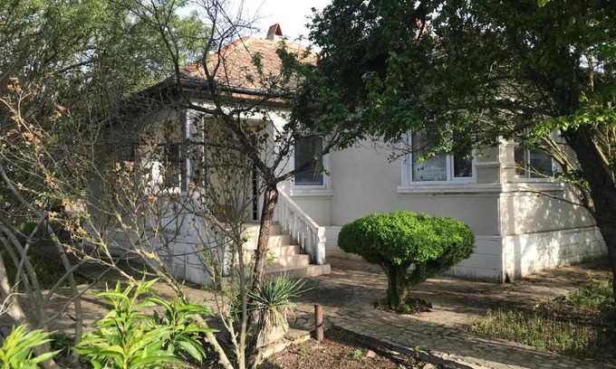 Ezerets House | Guest House Mimi