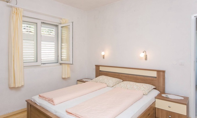 Kolocep Island Apartment | Guest House Oreb - One Bedroom Apartment with Terrace and Sea View