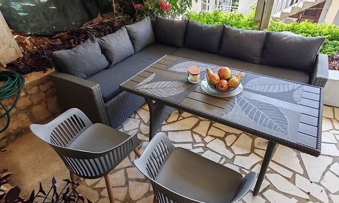 Neum Apartment | Guest House Relax Mare/Relax Family Studio Apartment – Private Terrace & Kitchen