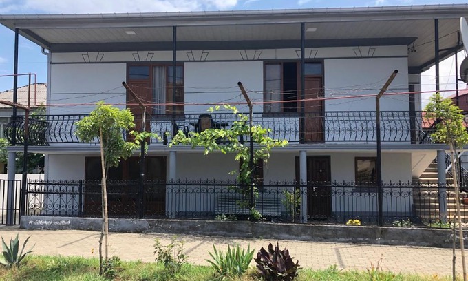 Kobuleti House | Guest house Romanadze