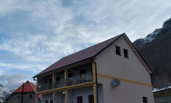 Shkoder County House | Guest House Trojani