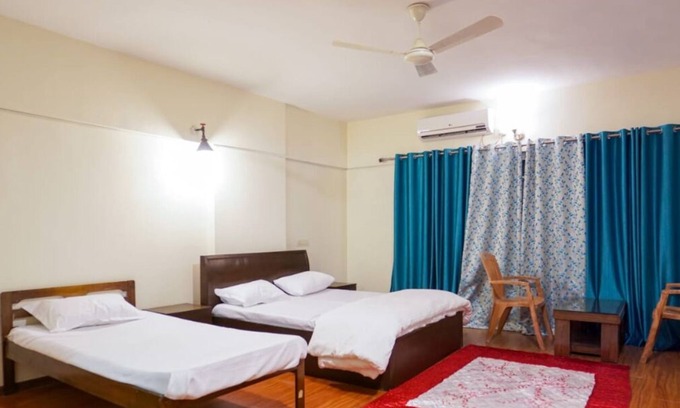 Kharadi Villa | Guest house with amenities, proximity, suitability (family & pet friendly).