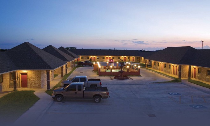 San Benito Hotel | Guest Inn San Benito Harlingen