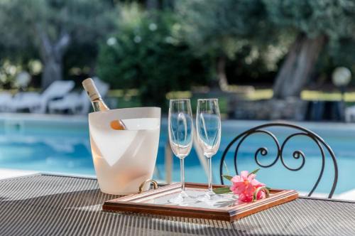 Passignano sul Trasimeno Apartment | GuestHost - La vita è bella, with pool & parking