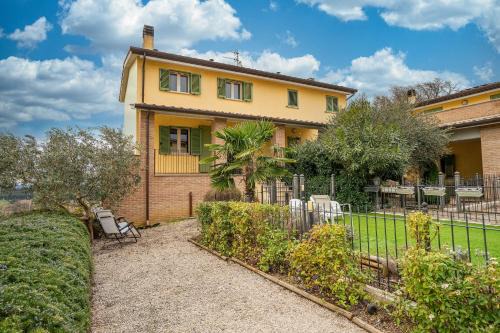Lidarno Apartment | GuestHost - La terrazza sull'Umbria