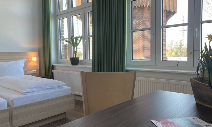 Pasewalk Apartment | Guesthouse Besandung - Apartment 304 - Lokschuppen Pasewalk- Guesthouses with double rooms
