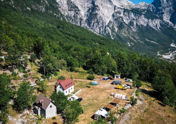 Shale House | Guesthouse Freskia