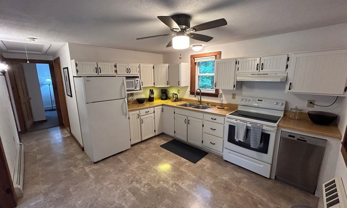 Yarmouth Apartment | Guesthouse in Yarmouth, Maine.