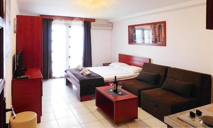 Babilonija House | Guesthouse Ljiljana