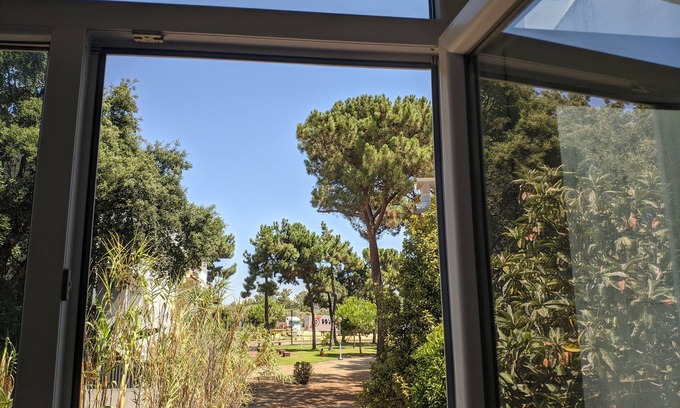 Corroios House | GuestHouse Marialva Park