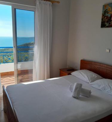 Piqeras House | Guesthouse Mili