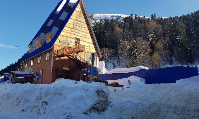 Dombay House | Guesthouse on Karachaevskaya 65A