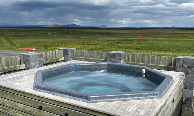 Adaldalur House | Guesthouse Stöng and Cottages