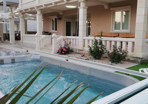 Gajac House | Guesthouse Villa Jurišić