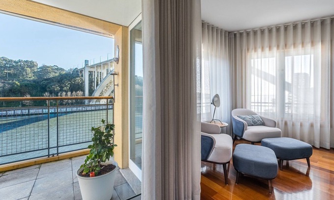 Sao Pedro da Afurada Apartment | GuestReady - A prime stay with river views