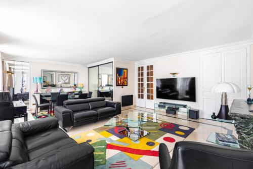 Chaussee-d'Antin Apartment | GuestReady - A Slice of Parisian Paradise