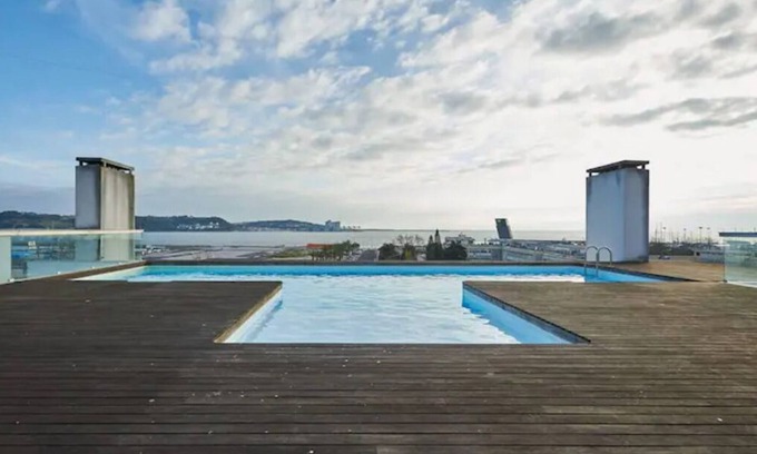 Alges Apartment | GuestReady - Algés Lexus: Sea view