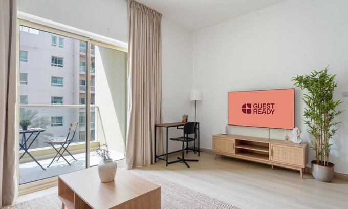 The Greens Apartment | GuestReady - Furnished 1BR+Sofa | Al Alka Greens