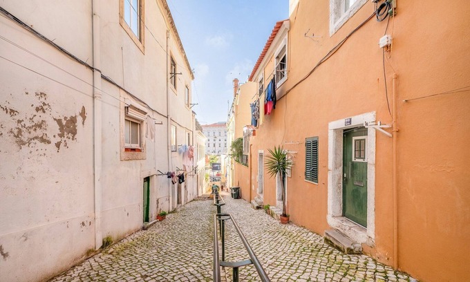 Merces Apartment | GuestReady - Lisbon's Historic Quarter