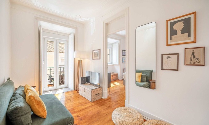 Mouraria Apartment | GuestReady - Lisbon's Historic Hideaway
