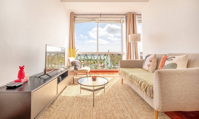 Belem Apartment | GuestReady - Lovely Retreat with Tagus River View