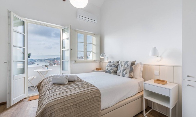 Santa Marinha Apartment | GuestReady - Port Studio 2