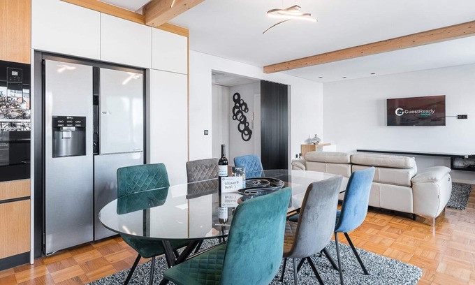 Santa Marinha Apartment | GuestReady - Urban Retreat in Gaia