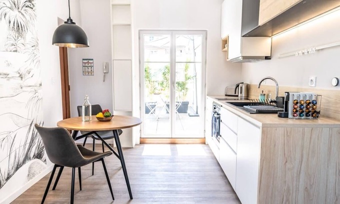 Glaciere - Montmein Apartment | Guimet Studio with Terrace Oullins Centre Lyon