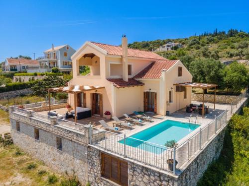 Katsarata Villa | Guiscardos Luxury Villa