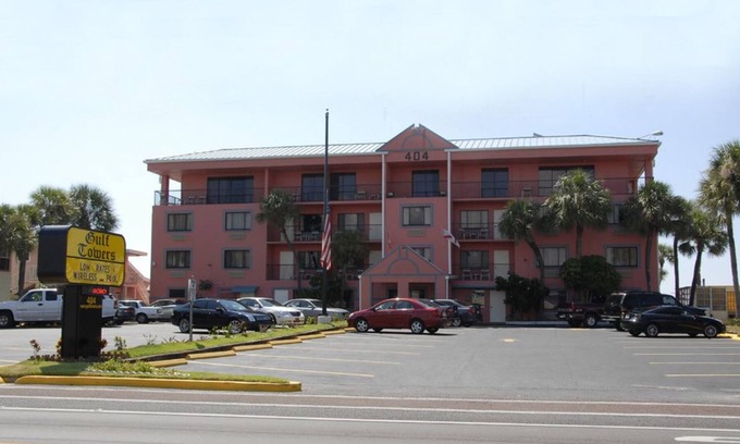 Independence Square Hotel | Gulf Towers Resort Motel