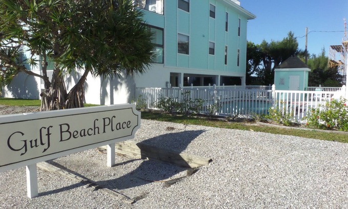 Holmes Beach Condo | Gulf views from unit, 1 minute walk to beach, heated pool. SPECIAL RATE