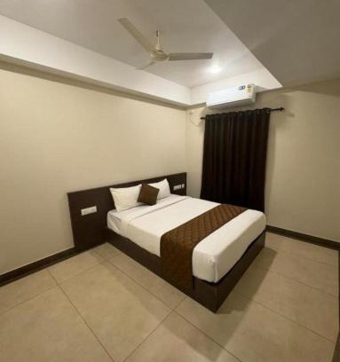 Kuppaayil Apartment | Guruyaroor suites