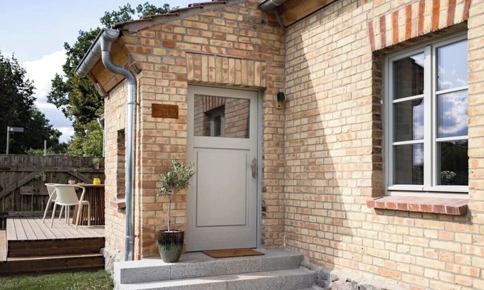 Wustrow Apartment | Gute Stube, Hufe 9 Ferienwohnung Gute Stube