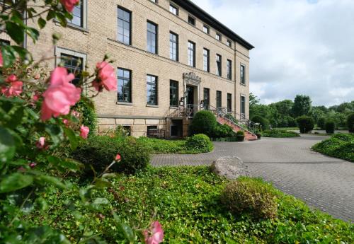 Redewisch Hotel | Gutshaus Redewisch Hotel & Restaurant