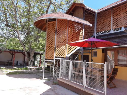 Gyoparosfuerdo Apartment | Gyopár Gyöngye Apartmanház