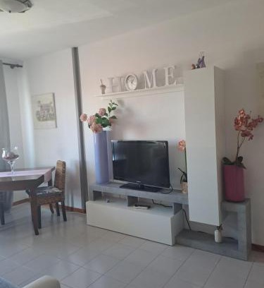 Latina Apartment | GyRo House