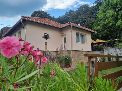 Noszvaj Apartment | Ház a tónál Noszvaj