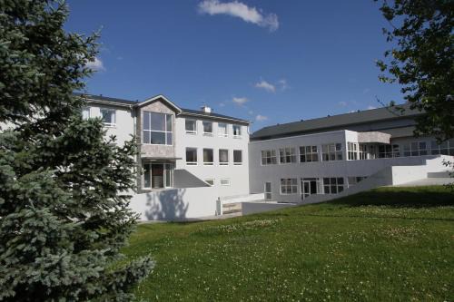 Egilsstadir Hotel | Hótel Valaskjálf