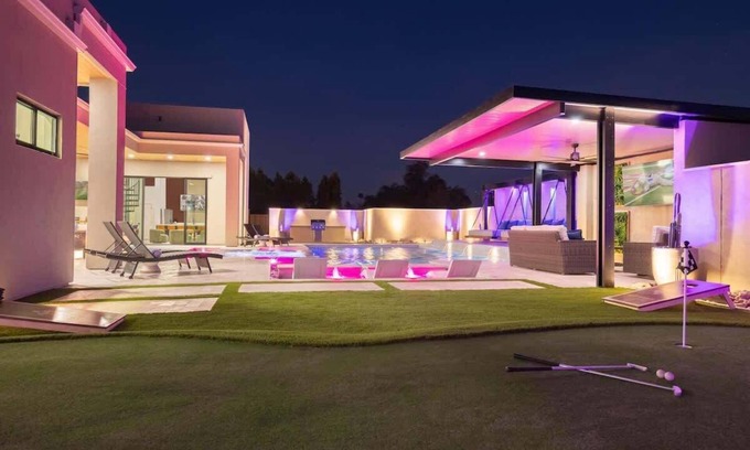 Paradise Valley Ranchos House | HÓZHÓ Estate on Harmony