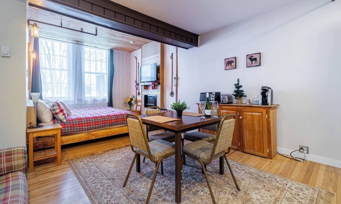 Pointe-au-Pic Apartment | Hôtel à la maison - Le Manoir #2