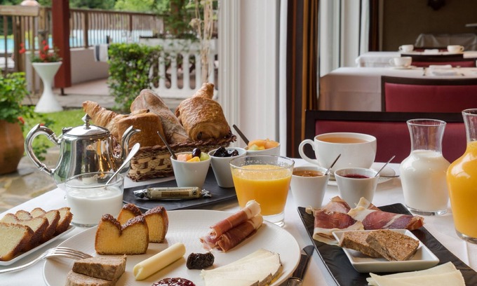 Ainhoa Hotel | Hôtel Argi Eder