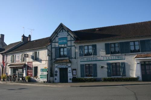 Neuvy-sur-Barangeon Hotel | Hôtel Au Bord du Monde